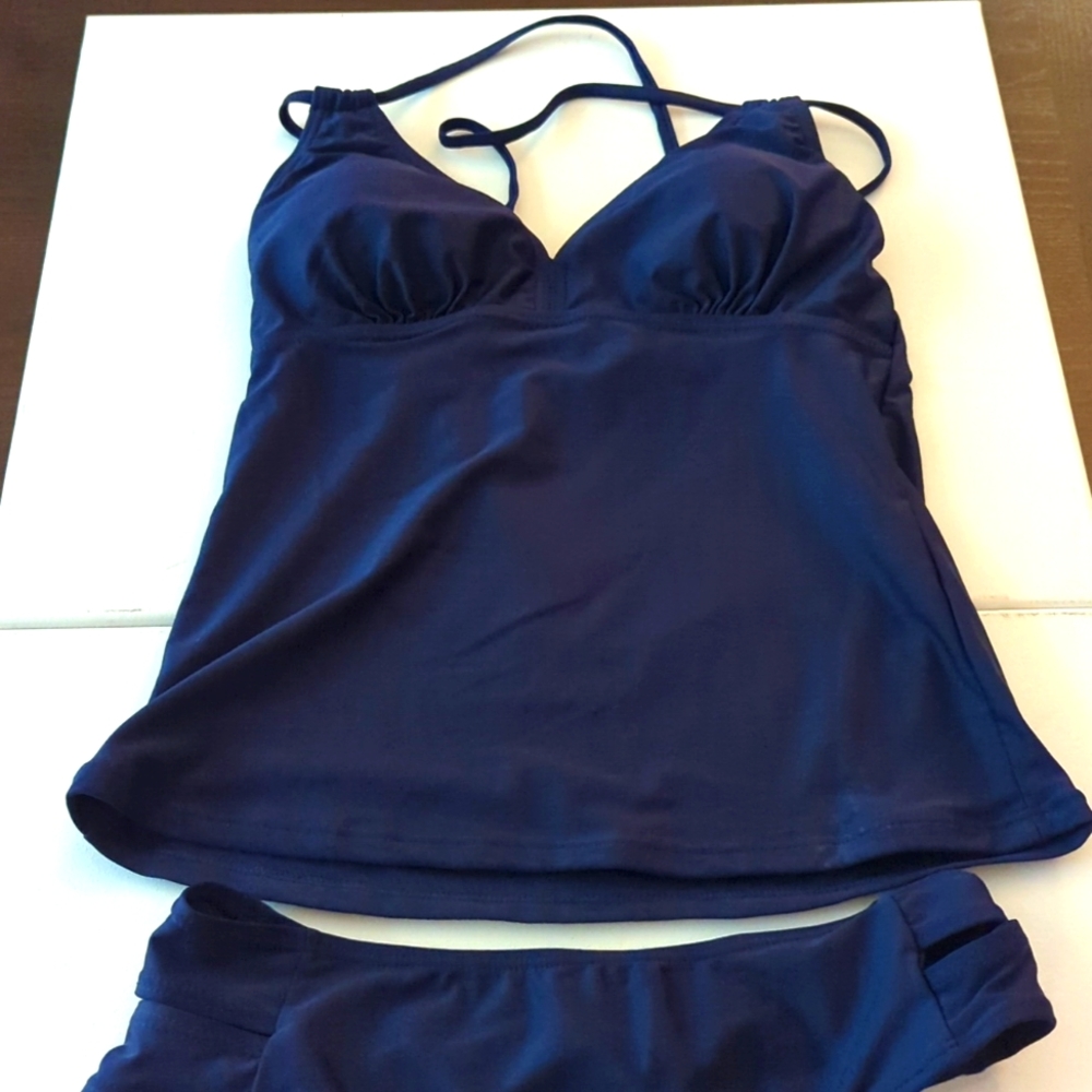 Navy blue tankini. Size small